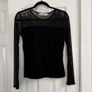 🌵 3 for $20 Rebecca Minkoff top with mesh and build in bra